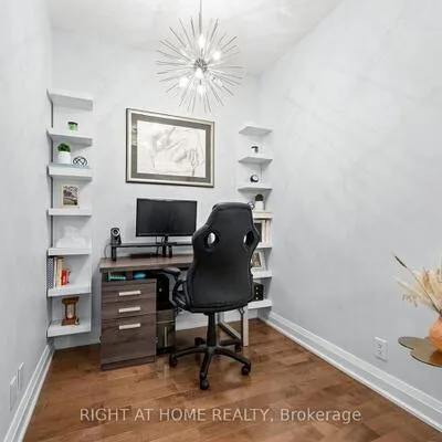 50,&nbsp;Absolute, City Centre, Mississauga