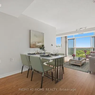 200,&nbsp;BURNHAMTHORPE, City Centre, Mississauga
