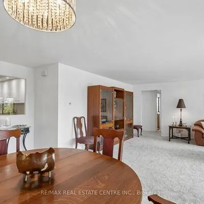 1400,&nbsp;Dixie, Lakeview, Mississauga