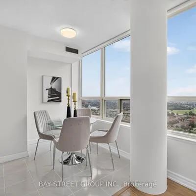 400,&nbsp;Webb, City Centre, Mississauga