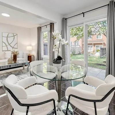 1575,&nbsp;South Parade, East Credit, Mississauga