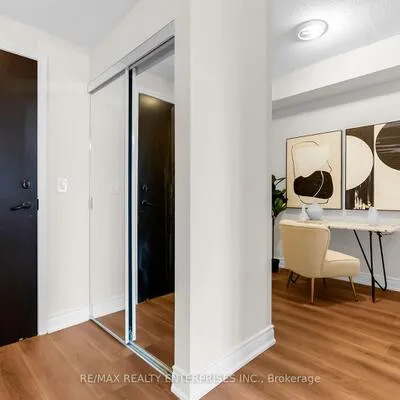 385,&nbsp;Prince of Wales, City Centre, Mississauga