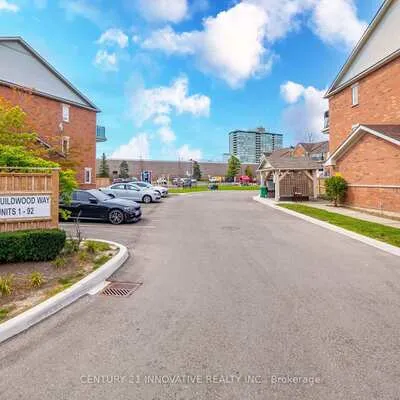 4620,&nbsp;Guildwood, Hurontario, Mississauga