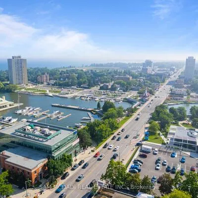 70,&nbsp;Port, Port Credit, Mississauga