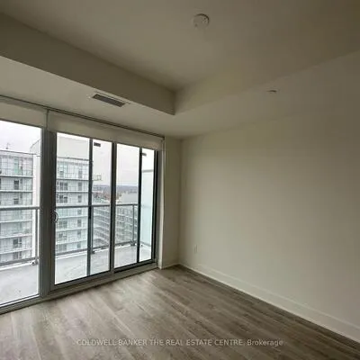 185, Deerfield, Central Newmarket, Newmarket