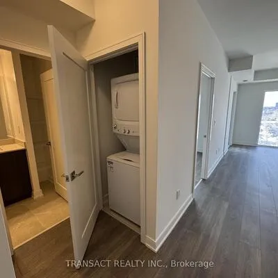 705, Davis, Huron Heights-Leslie Valley, Newmarket