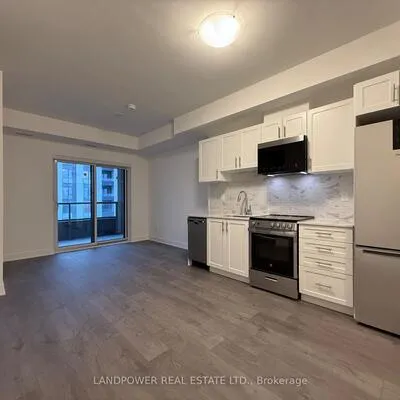 715, Davis, Huron Heights-Leslie Valley, Newmarket