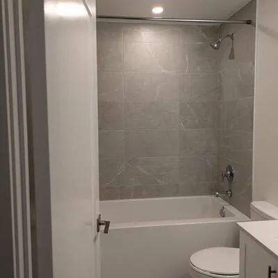 715, Davis, Huron Heights-Leslie Valley, Newmarket