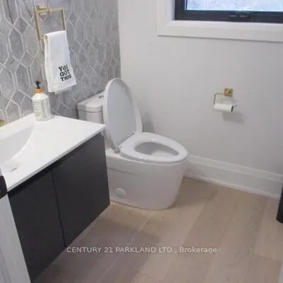 59, Charles, Central Newmarket, Newmarket