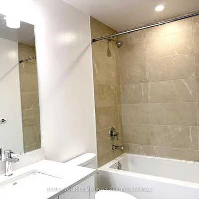 715, Davis, Huron Heights-Leslie Valley, Newmarket