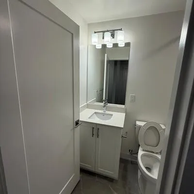 715, Davis, Huron Heights-Leslie Valley, Newmarket