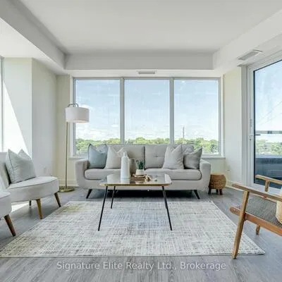 185, Deerfield, Central Newmarket, Newmarket