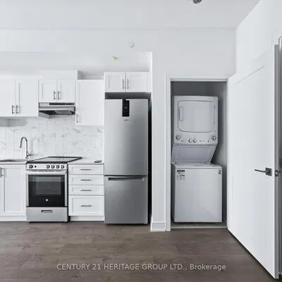 705, Davis, Huron Heights-Leslie Valley, Newmarket