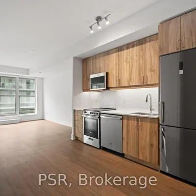 195,&nbsp;Deerfield, Central Newmarket, Newmarket