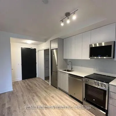 185,&nbsp;Deerfield, Central Newmarket, Newmarket