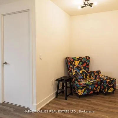 185, Deerfield, Central Newmarket, Newmarket