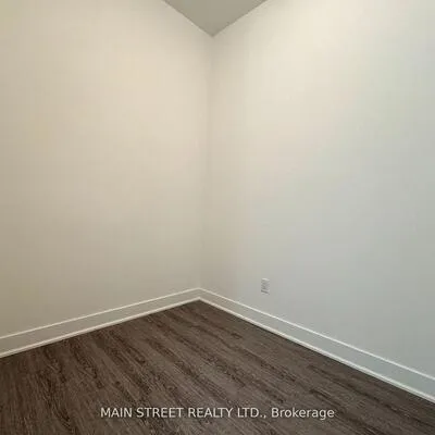 185, Deerfield, Central Newmarket, Newmarket