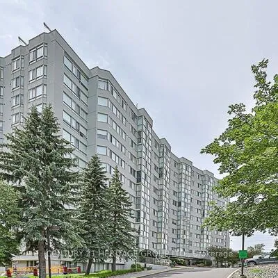 270, Davis, Central Newmarket, Newmarket
