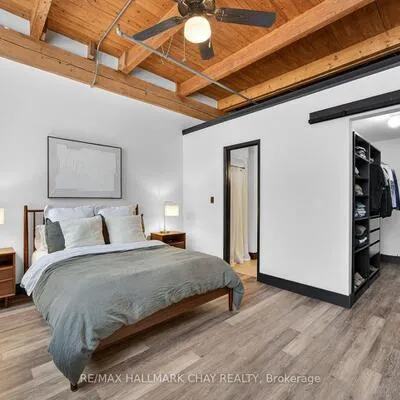 543,&nbsp;Timothy, Central Newmarket, Newmarket