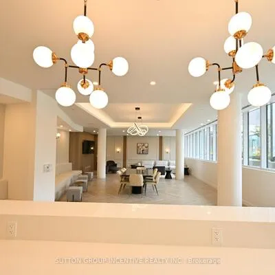 705,&nbsp;Davis, Huron Heights-Leslie Valley, Newmarket