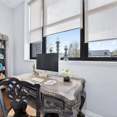 400,&nbsp;Park, Central Newmarket, Newmarket