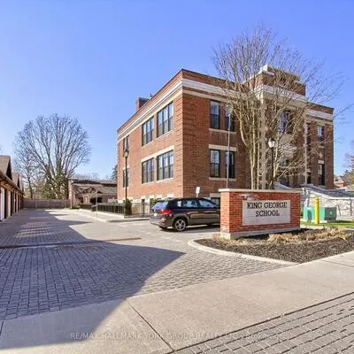 400,&nbsp;Park, Central Newmarket, Newmarket