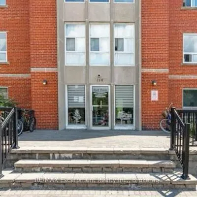 110, South Forster Park, 1002 - CO Central, Oakville