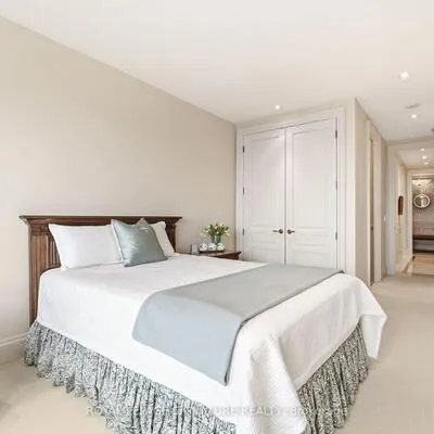111,&nbsp;Forsythe, 1002 - CO Central, Oakville