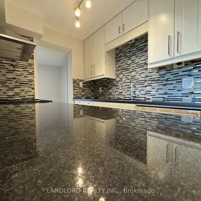 20,&nbsp;Speers, 1002 - CO Central, Oakville