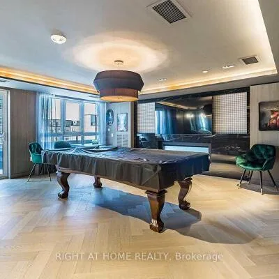 395,&nbsp;Dundas, 1008 - GO Glenorchy, Oakville