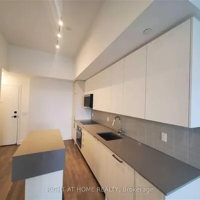 2485,&nbsp;Taunton, 1015 - RO River Oaks, Oakville