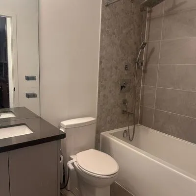 2481,&nbsp;Taunton, 1015 - RO River Oaks, Oakville
