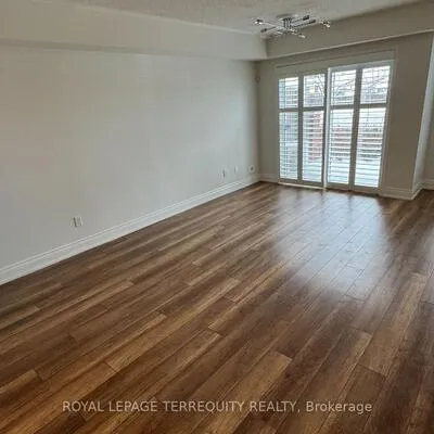 2450,&nbsp;Post, 1015 - RO River Oaks, Oakville