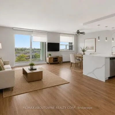 125,&nbsp;Forsythe, 1002 - CO Central, Oakville
