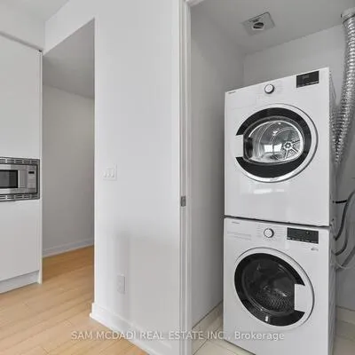 3079,&nbsp;Trafalgar, 1010 - JM Joshua Meadows, Oakville