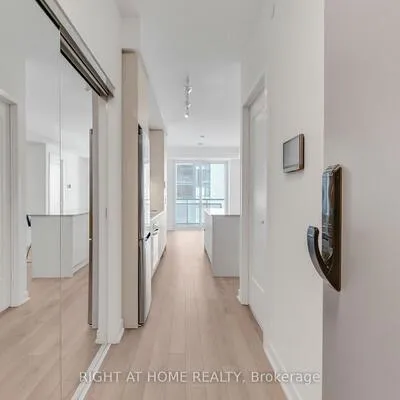 3071,&nbsp;Trafalgar, 1010 - JM Joshua Meadows, Oakville