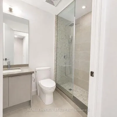 2481,&nbsp;Taunton, 1015 - RO River Oaks, Oakville