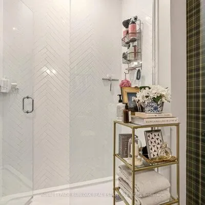 3200,&nbsp;William Coltson, 1010 - JM Joshua Meadows, Oakville