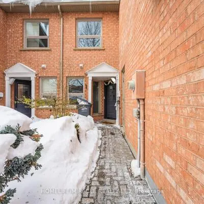 2065,&nbsp;Sixth, 1015 - RO River Oaks, Oakville