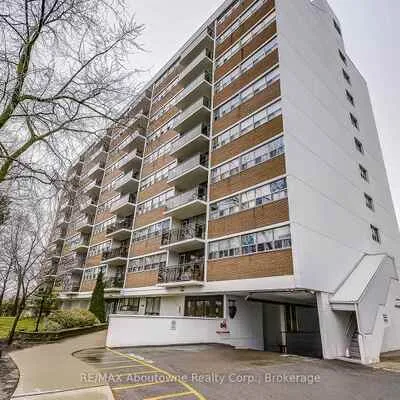 212,&nbsp;Kerr, 1002 - CO Central, Oakville