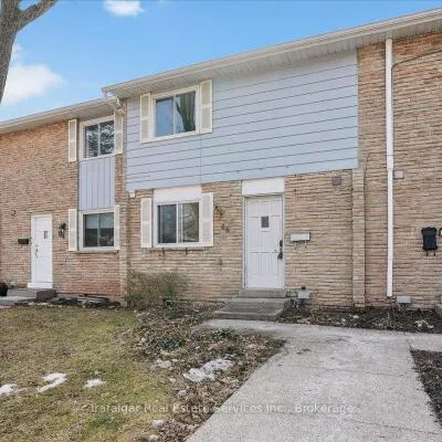 66,&nbsp;Worthington, 1001 - BR Bronte, Oakville
