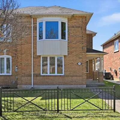 2150,&nbsp;Fourth, 1022 - WT West Oak Trails, Oakville