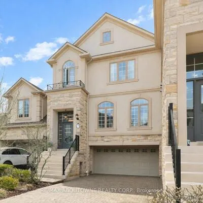 2400,&nbsp;Neyagawa, 1015 - RO River Oaks, Oakville