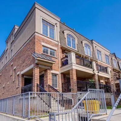 2441,&nbsp;Greenwich, 1019 - WM Westmount, Oakville