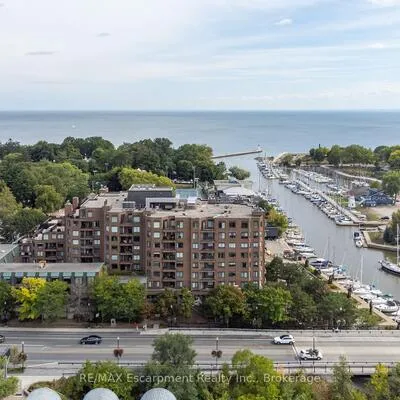 100,&nbsp;Lakeshore, 1013 - OO Old Oakville, Oakville