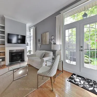 1250,&nbsp;Marlborough, 1003 - CP College Park, Oakville