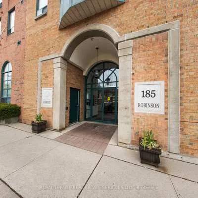 185,&nbsp;Robinson, 1013 - OO Old Oakville, Oakville