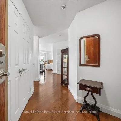 2511,&nbsp;Lakeshore, 1001 - BR Bronte, Oakville