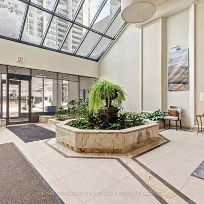 2180,&nbsp;Marine, 1001 - BR Bronte, Oakville