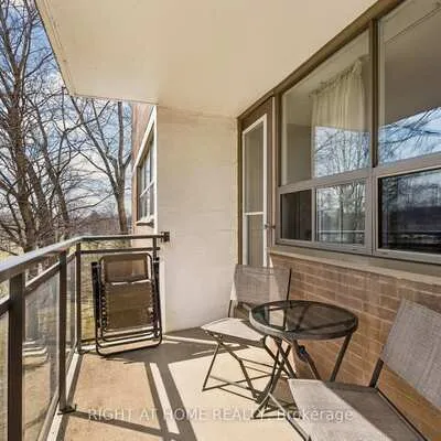 212,&nbsp;Kerr, 1002 - CO Central, Oakville